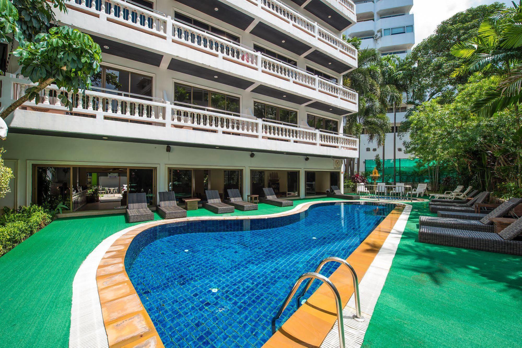 Inn Patong Hotel Phuket Exterior foto